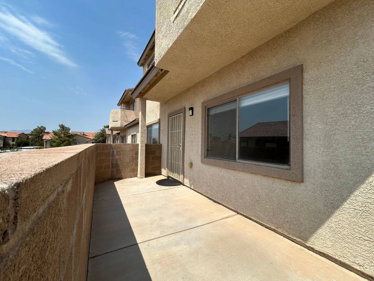 Townhouse for rent at 2050 N Los Feliz St, Las Vegas, NV 89156
