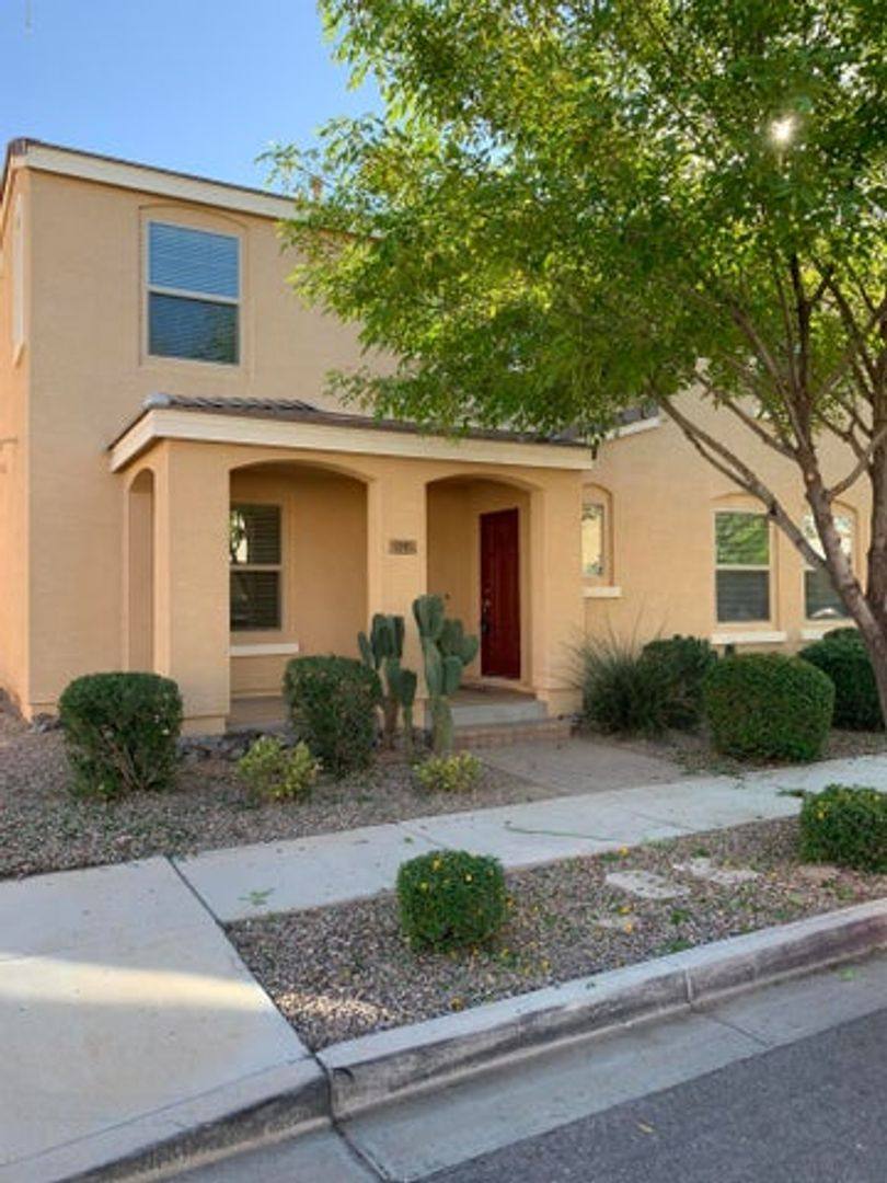 House for rent at 2245 S Ponderosa Dr, Gilbert, AZ 85295