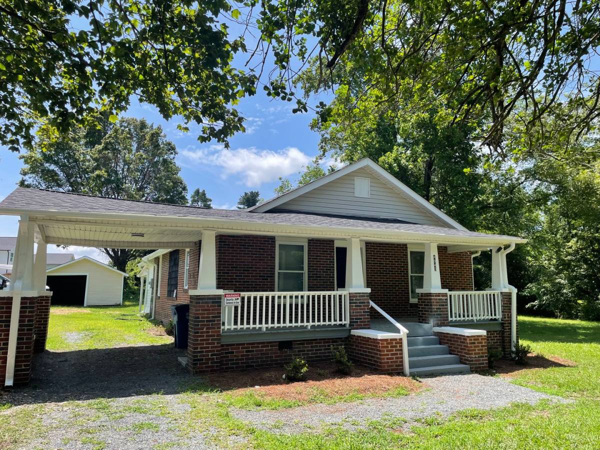 House for rent at 4943 Doris St, Winston Salem, NC 27105