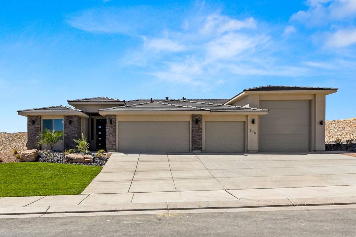 House for rent at 2120 E Yant Flat Dr, Saint George, UT 84790