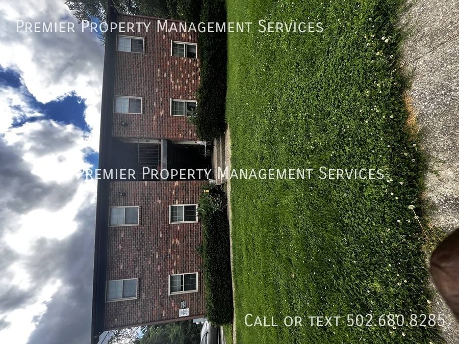 Apartment for rent at 6300 Jeffrey Dr 3 -Union, Louisville, KY 40258