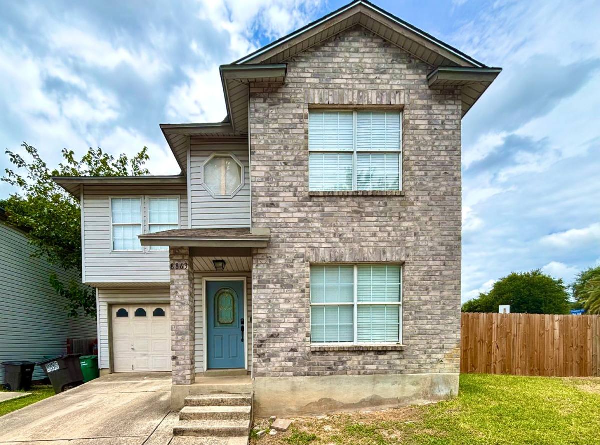 House for rent at 8863 Breezefield, San Antonio, TX 78240