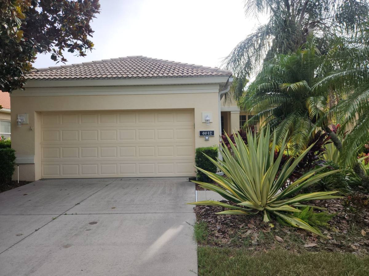 Apartment for rent at 6642 Tailfeather Way, Bradenton, FL 34203