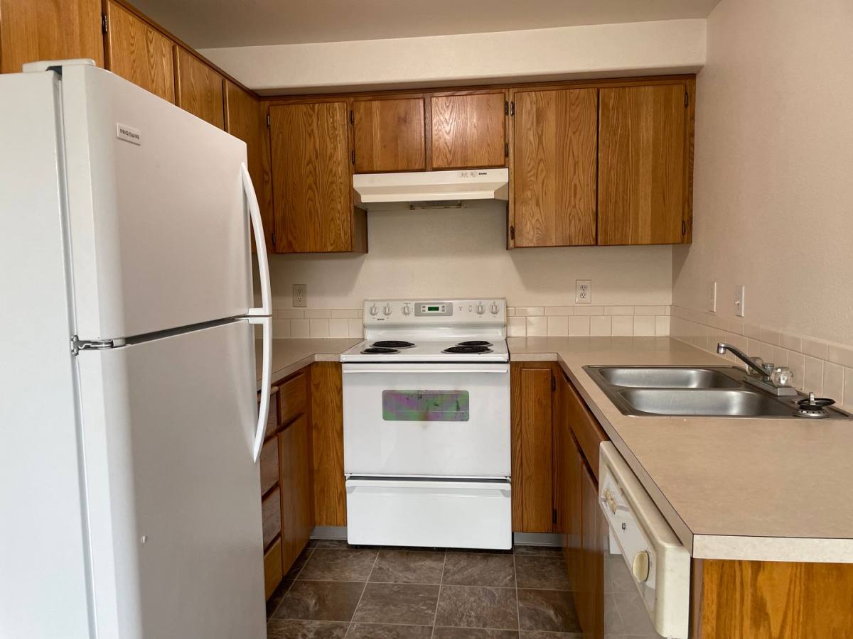 Apartment for rent at 8608 NE Burton Rd, Vancouver, WA 98662