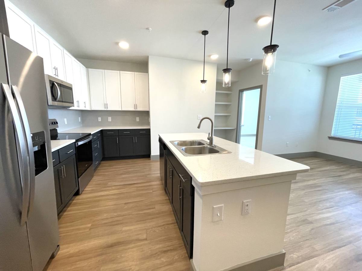 Apartment for rent at 705 E Olympic Dr, Pflugerville, TX 78660