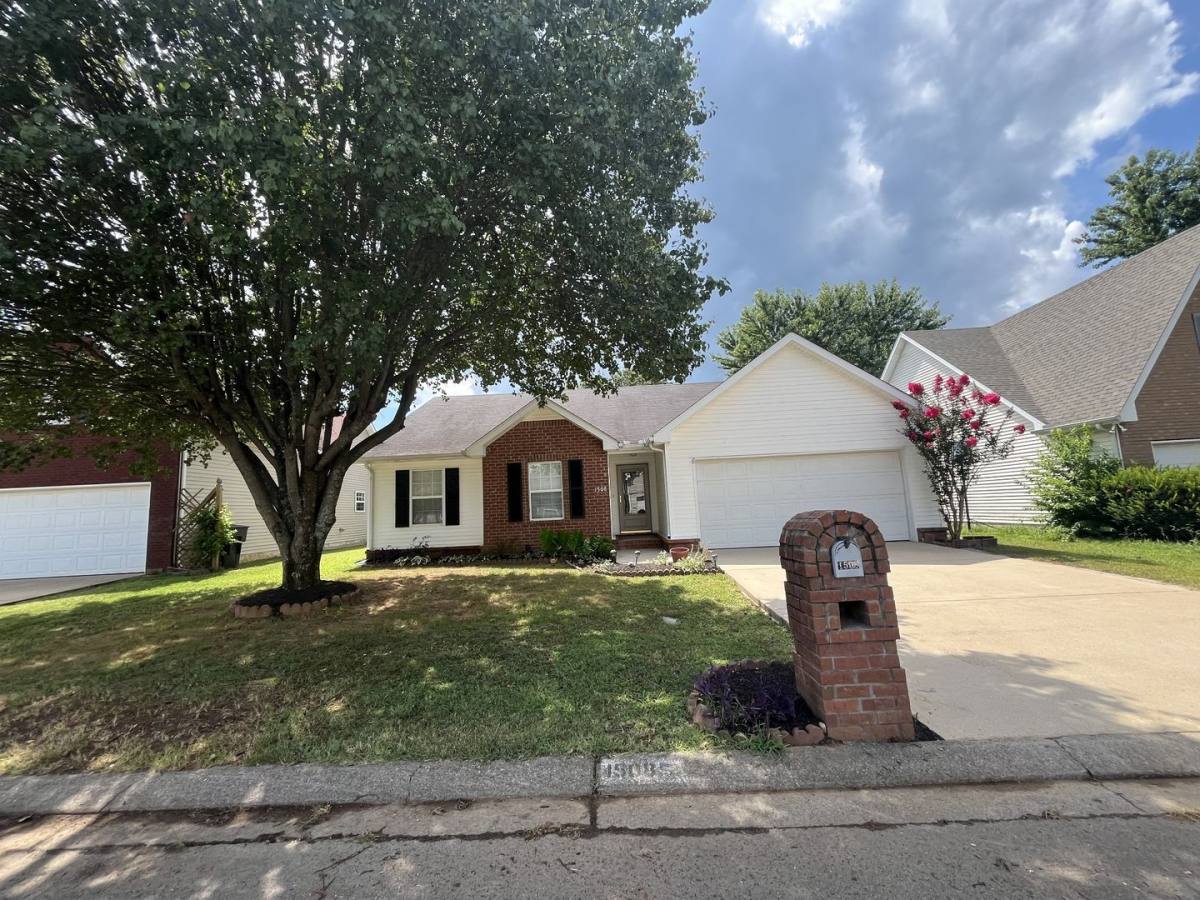House for rent at 1508 Carrick Dr, Murfreesboro, TN 37128