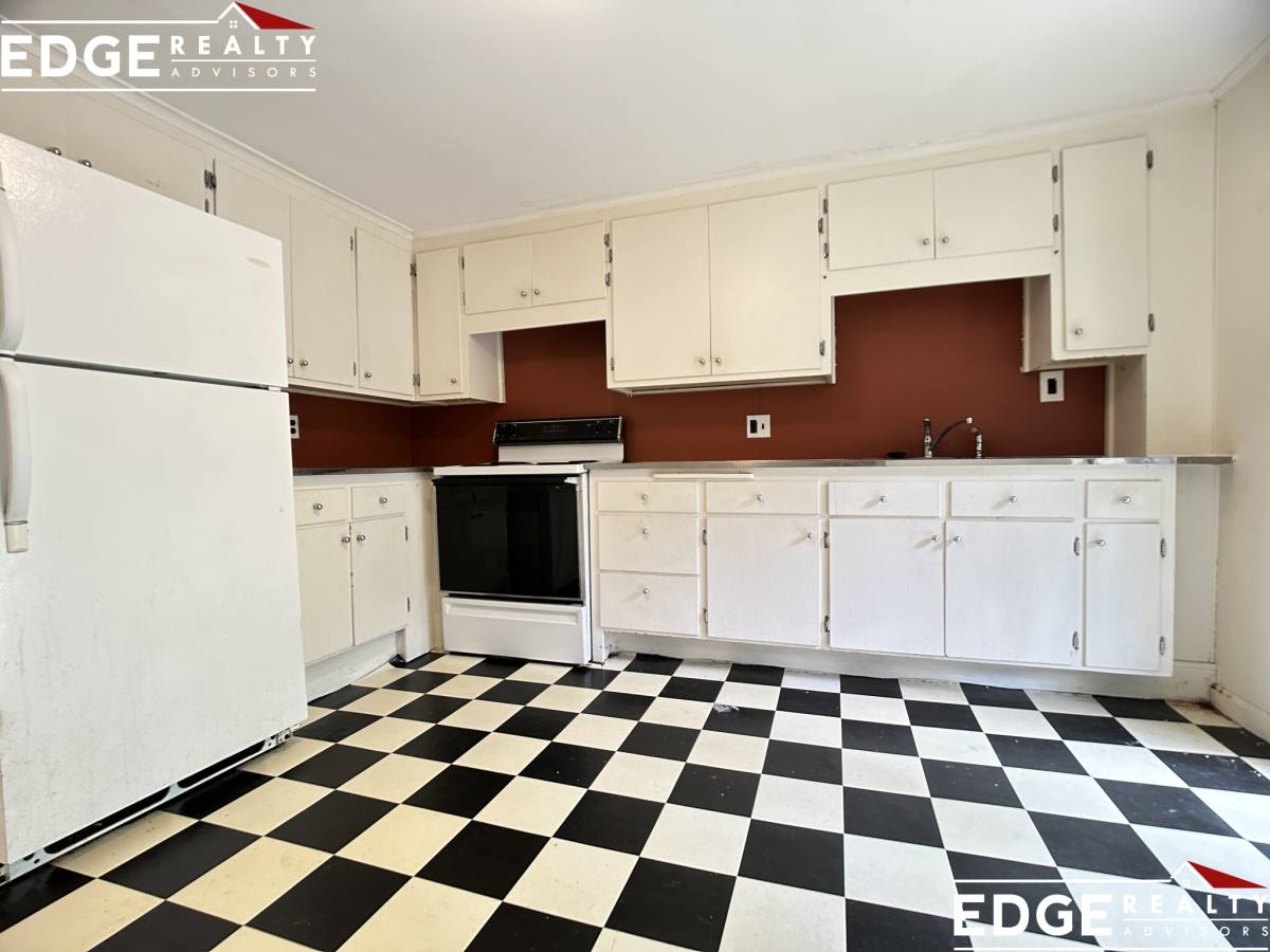 Apartment for rent at 199 Mount Auburn St, Cambridge, MA 02138