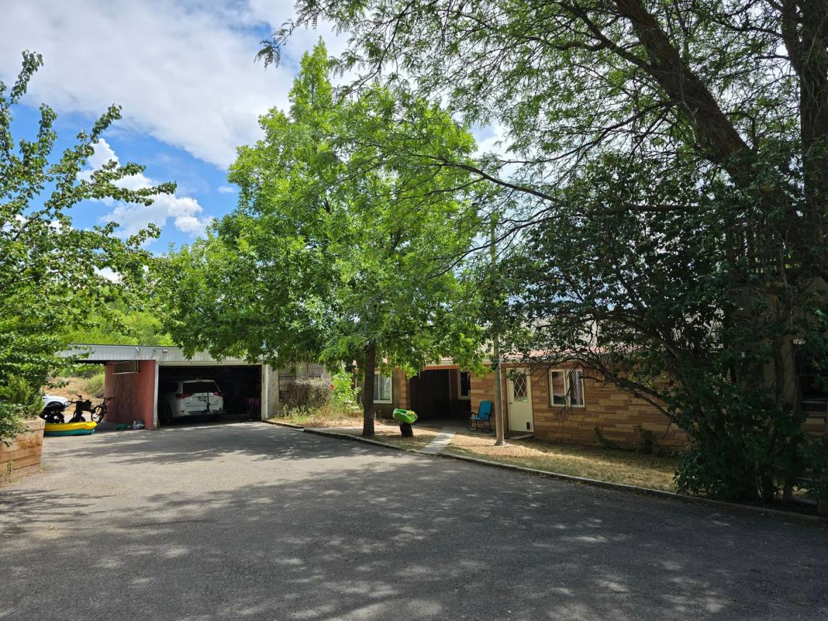 House for rent at 1401 Donegan Rd, Glenwood Springs, CO 81601