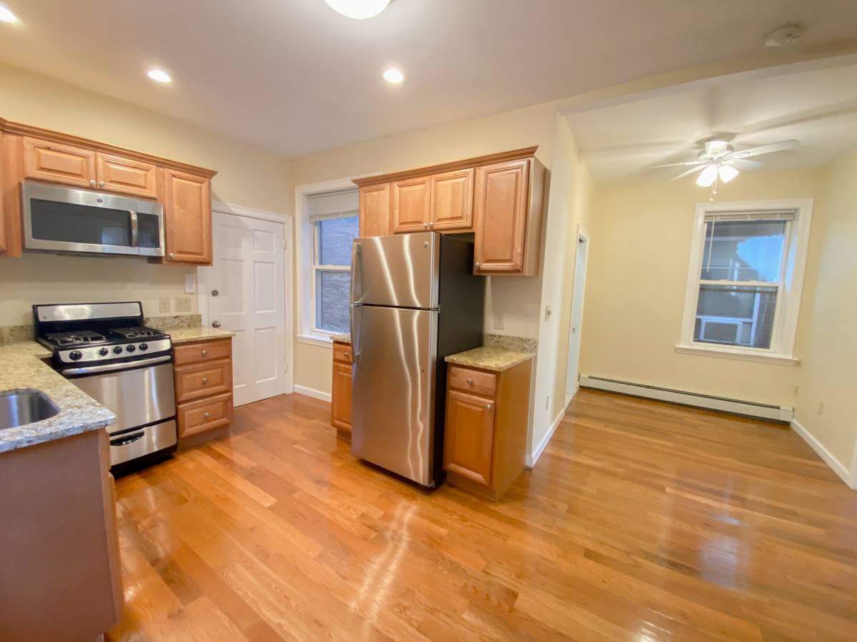 House for rent at 152 Salem St, Boston, MA 02113