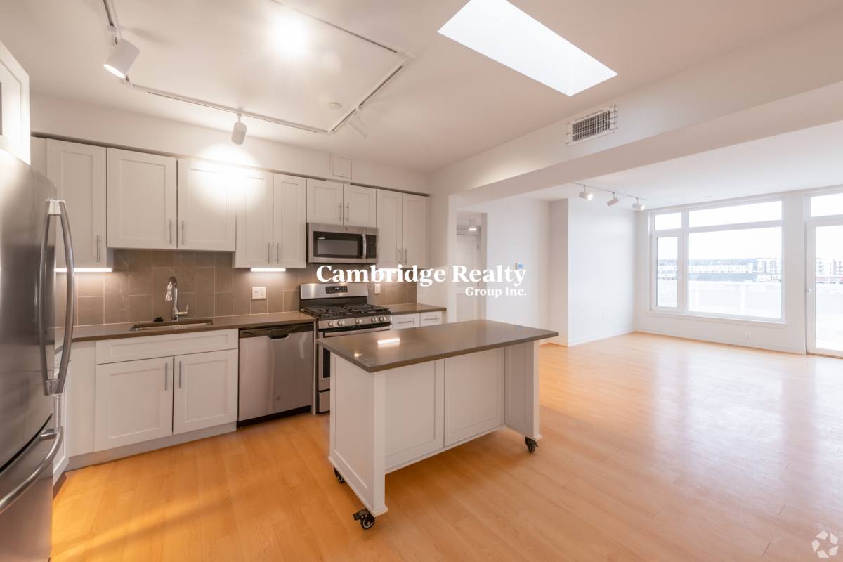 Apartment for rent at 77 New St, Cambridge, MA 02138