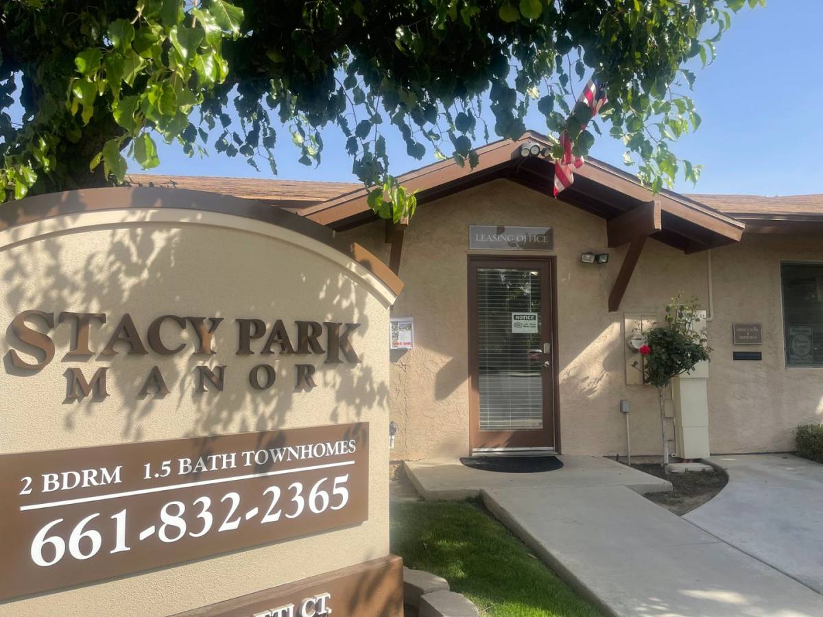 Apartment for rent at 3500 Grassotti Court, Bakersfield, CA 93309