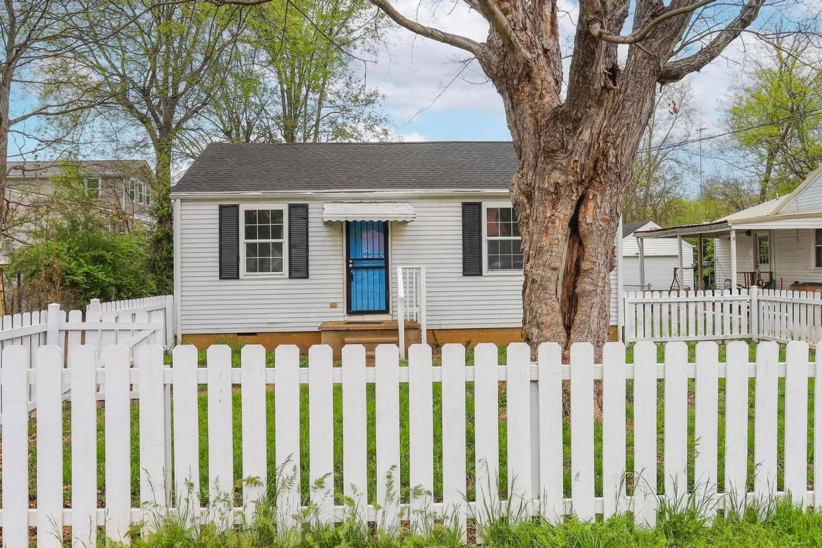 House for rent at 5506 Winn Ave, Nashville, TN 37209