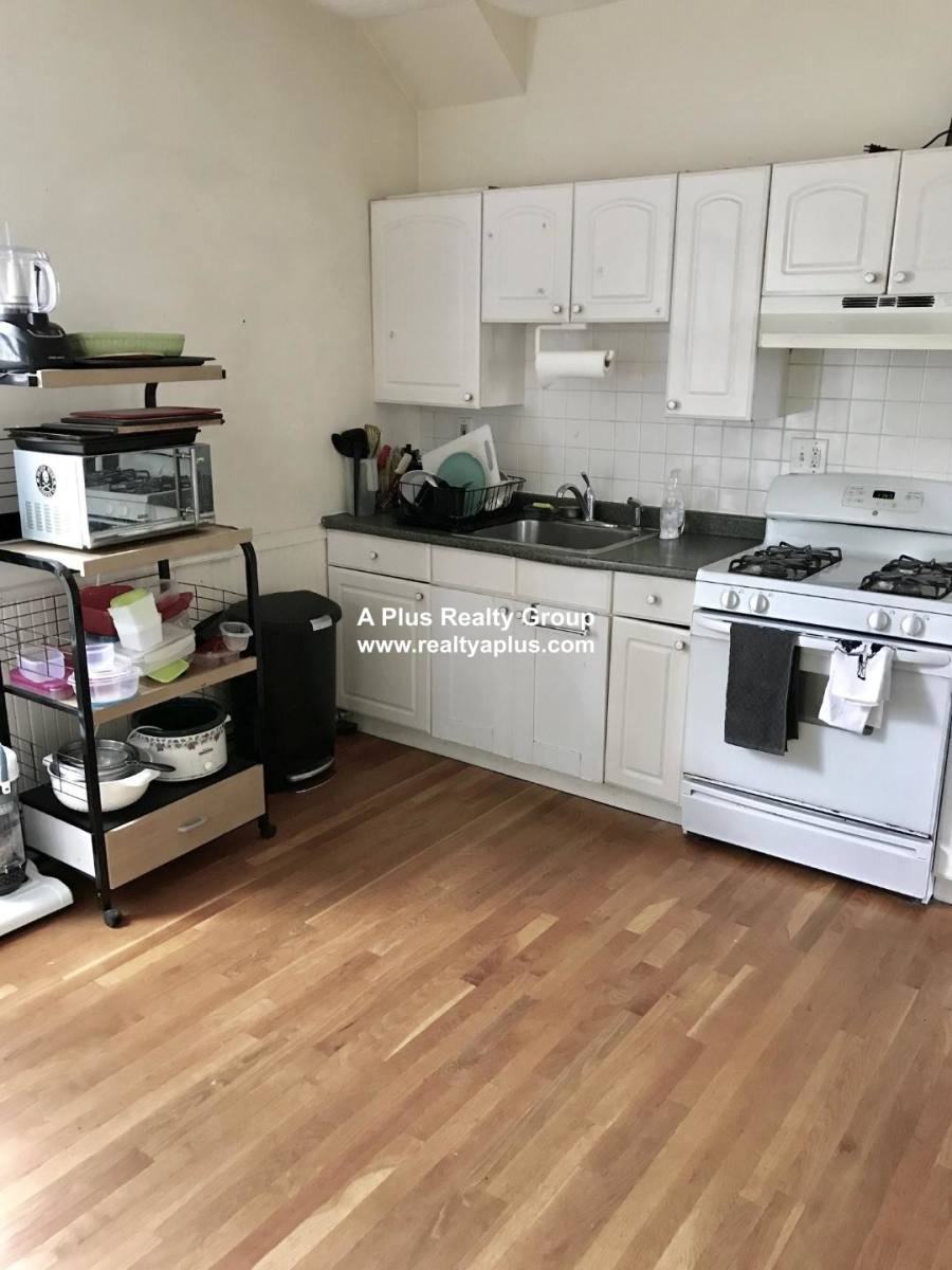 House for rent at 5 Buckley Ave #2, Jamaica Plain, MA 02130