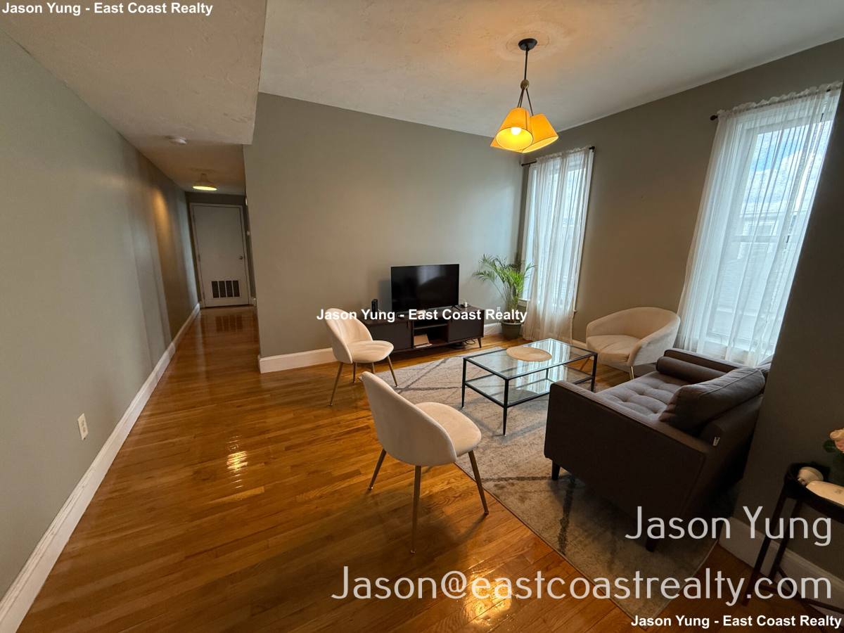 Apartment for rent at 17 Highgate St #17-10, Allston, MA 02134