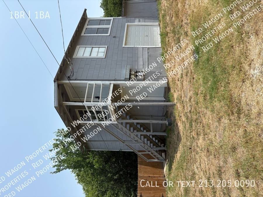 Apartment for rent at 538 Kayton Ave #GARAGE, San Antonio, TX 78210