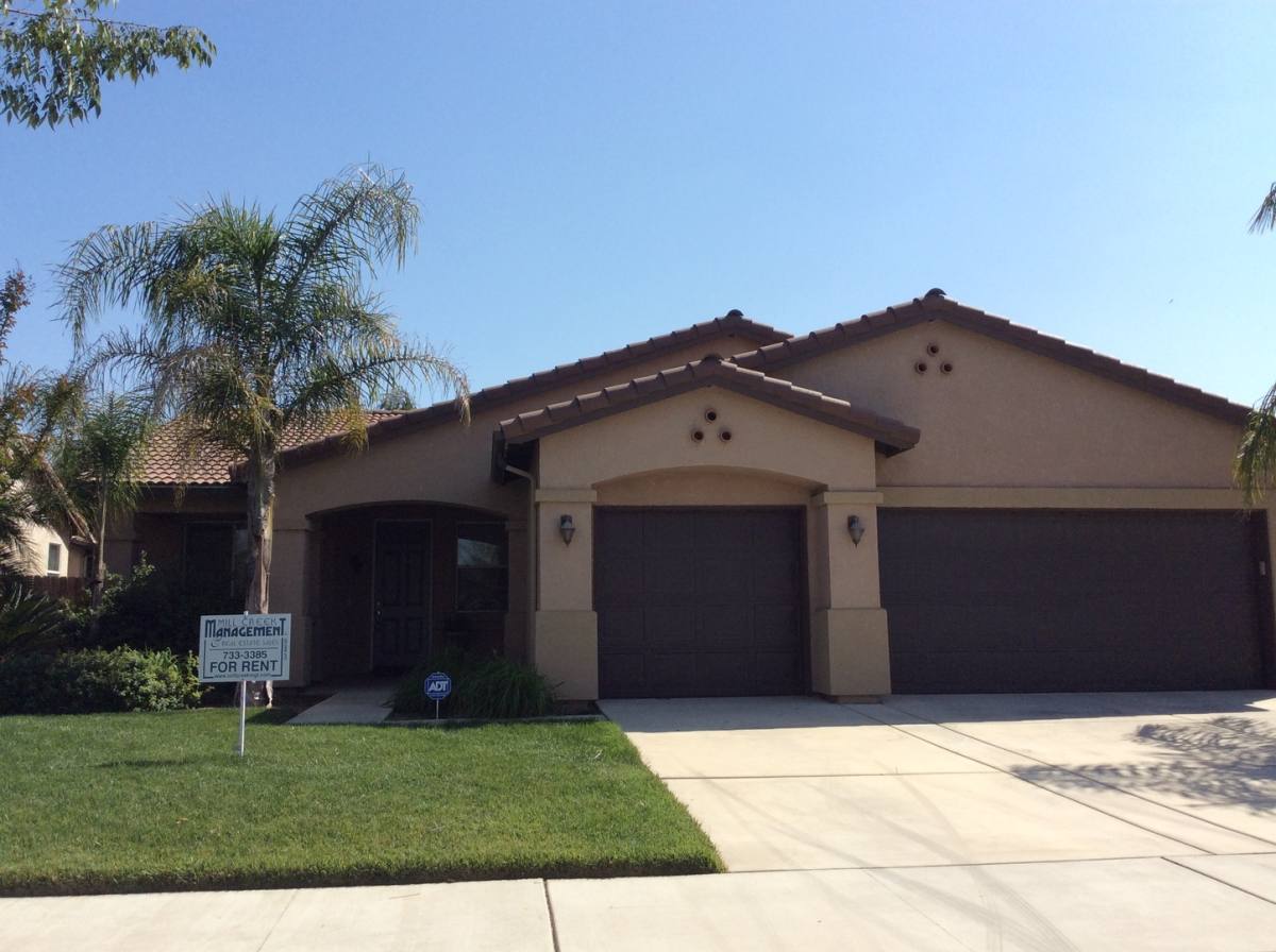 House for rent at 6301 W Whitley, Visalia, CA 93291