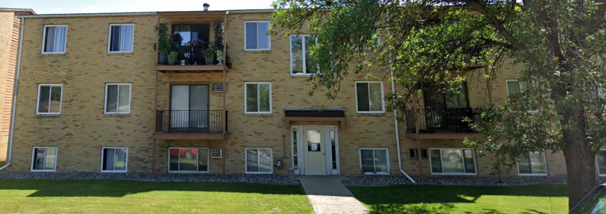 Apartment for rent at 1350 12th St N, Wahpeton, ND 58075