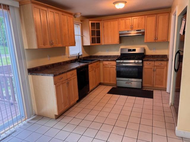 Townhouse for rent at 1431 Pawtucket Blvd #32, Lowell, MA 01854