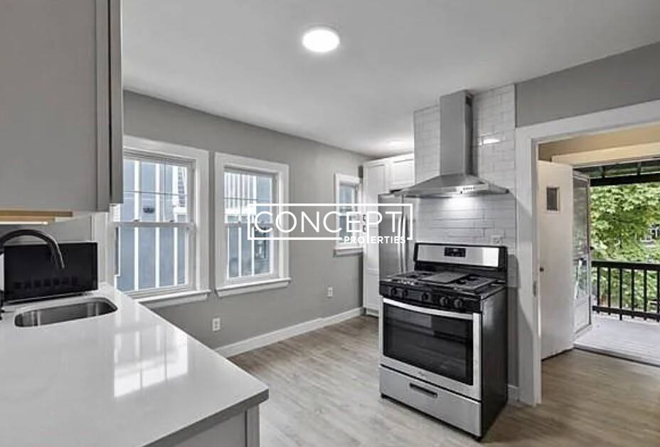 Apartment for rent at 256 Main St #1B, Medford, MA 02155