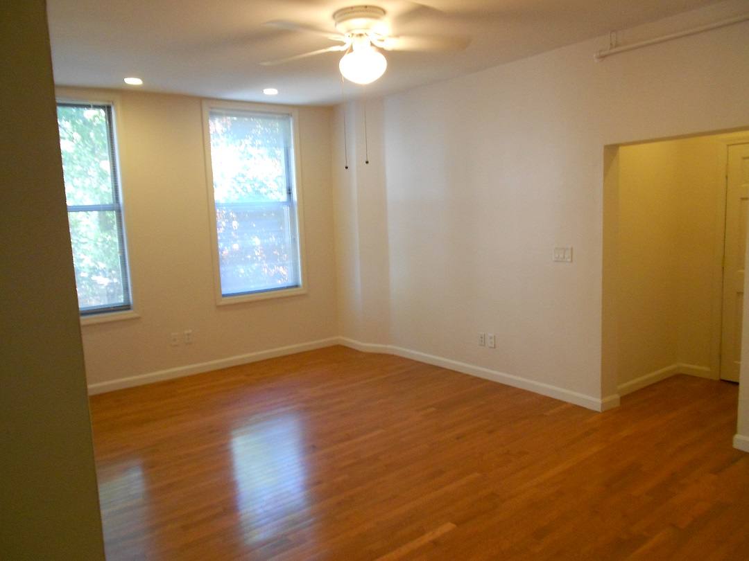 Apartment for rent at 18 Haviland St #39, Boston, MA 02115