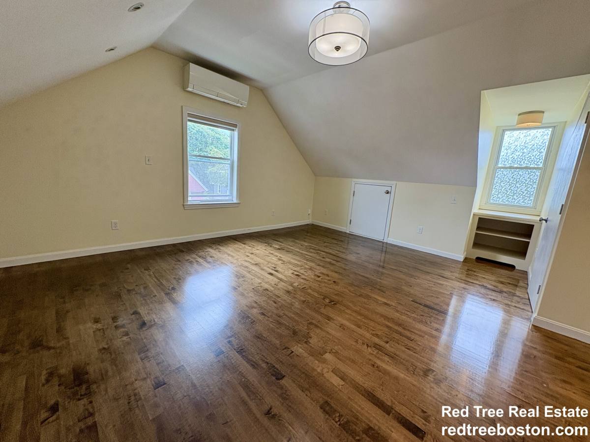 Apartment for rent at 21 Holton St #3, Allston, MA 02134