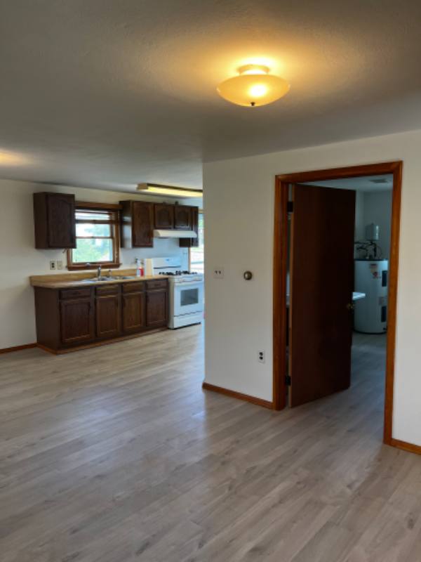 Apartment for rent at 1584 N Main St, Washington, PA 15301