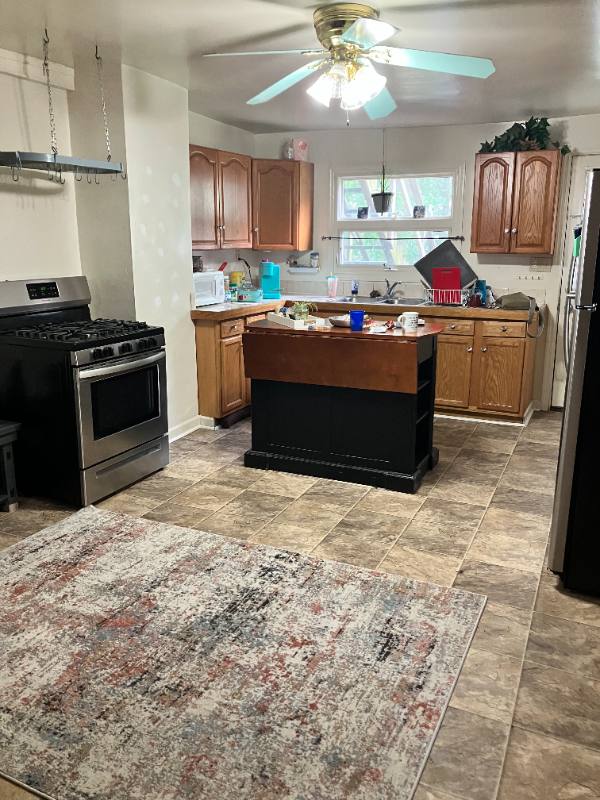 Apartment for rent at 447 Third St, Troy, NY 12180