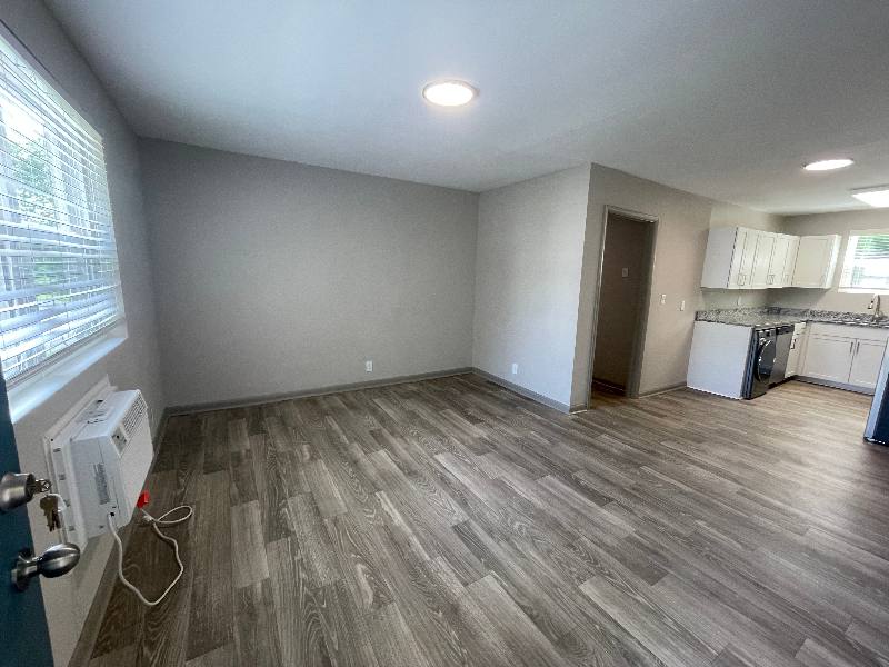Apartment for rent at 1106 W 7th Ave #1, Columbia, TN 38401