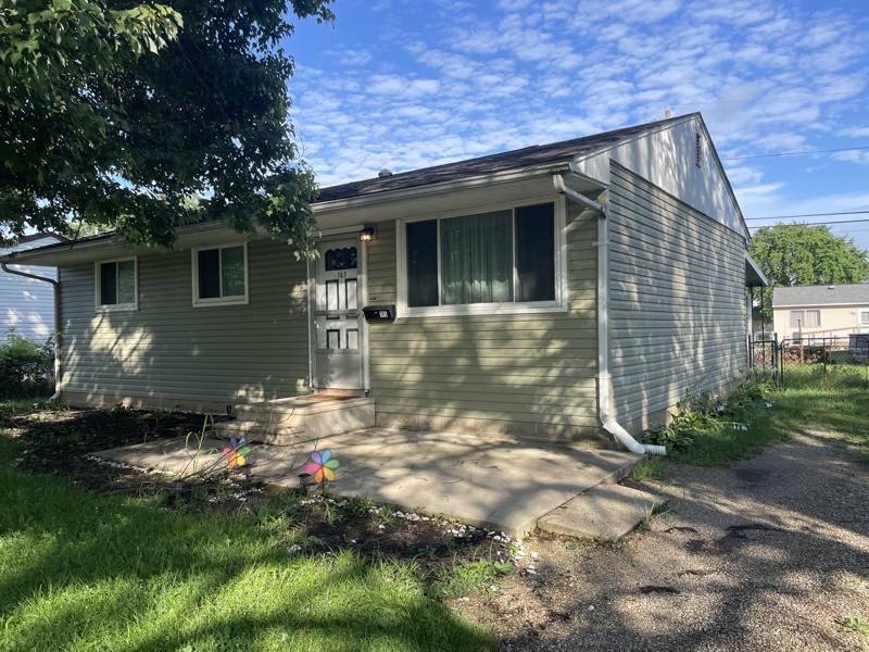 House for rent at 185 Quaker Rd, Heath, OH 43056