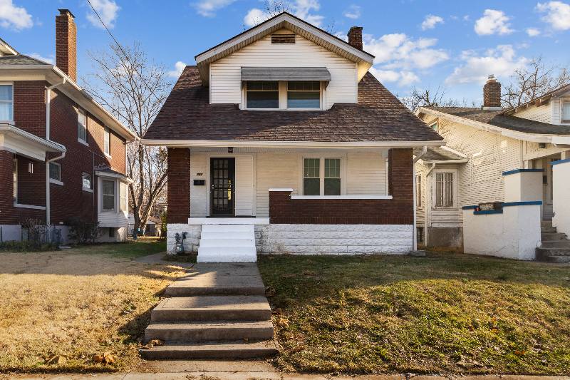 House for rent at 731 Cecil Ave, Louisville, KY 40211