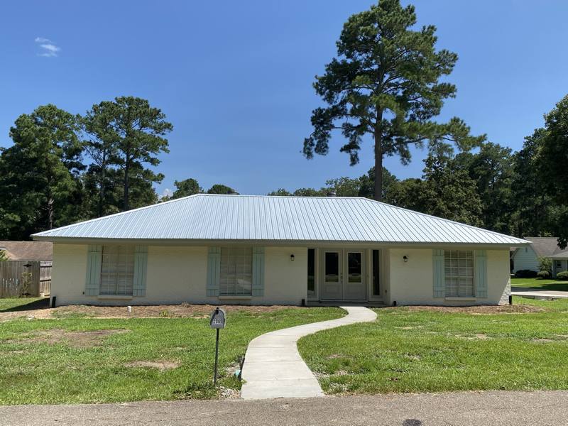 House for rent at 200 Poplar Dr, Brandon, MS 39047