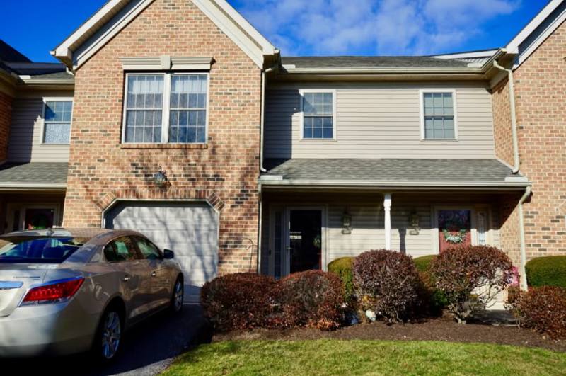 Townhouse for rent at 104 Hunters Ridge Dr, Harrisburg, PA 17109