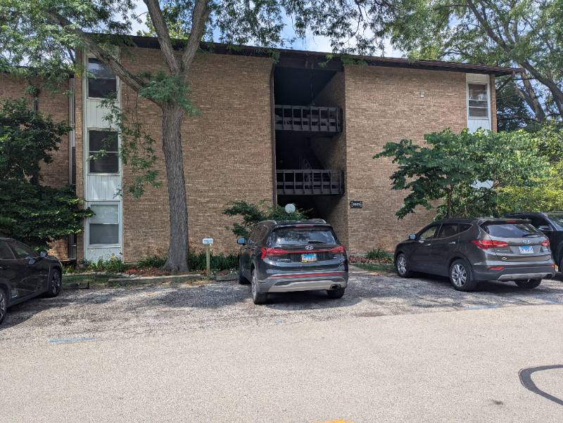 Condo for rent at 5529 E Lake Dr #29F, Lisle, IL 60532