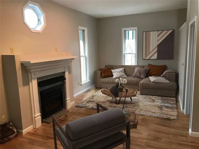 Apartment for rent at 305 E Main #1C, Ligonier, PA 15658