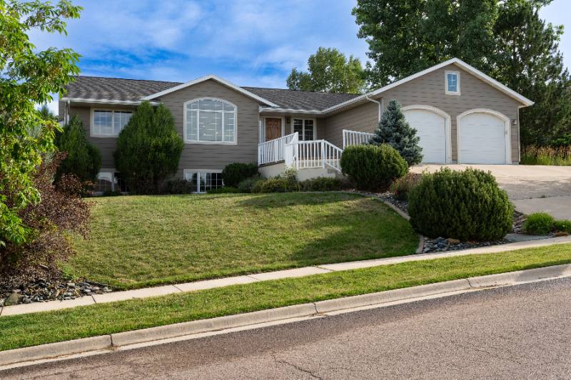House for rent at 1013 35th Ave NE, Great Falls, MT 59404