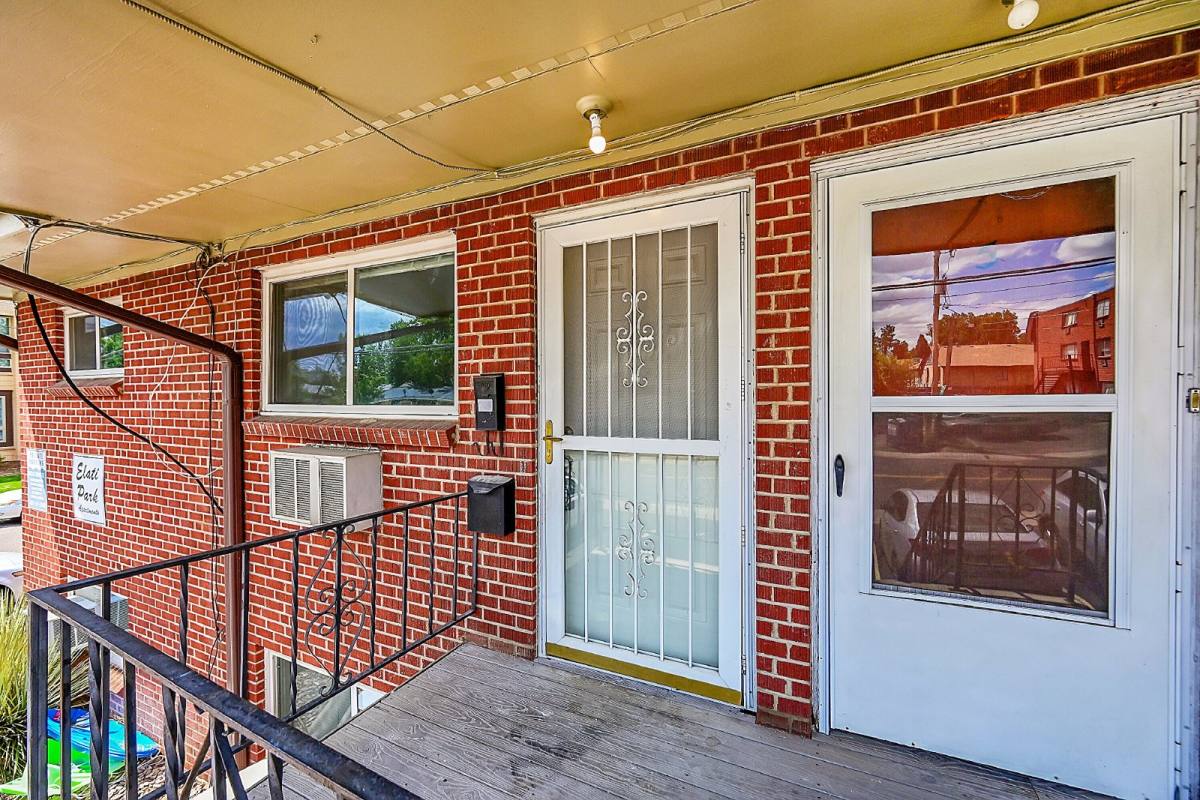 Apartment for rent at 497 W Powers Ave #6, Littleton, CO 80120