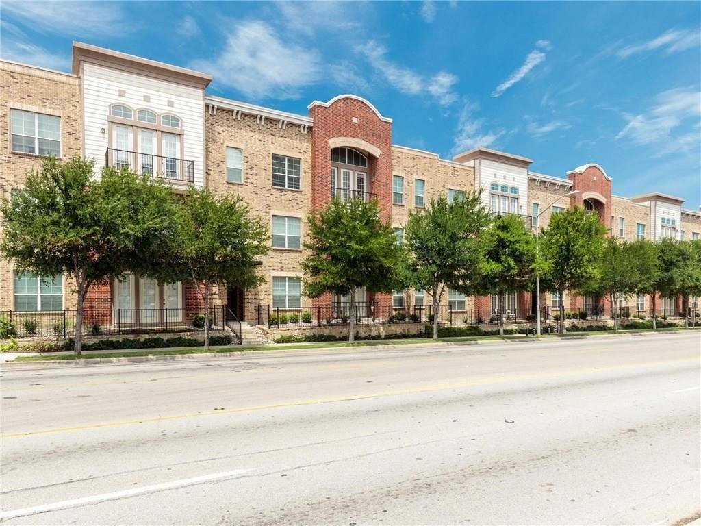Condo for rent at 950 Henderson St #1304, Fort Worth, TX 76102
