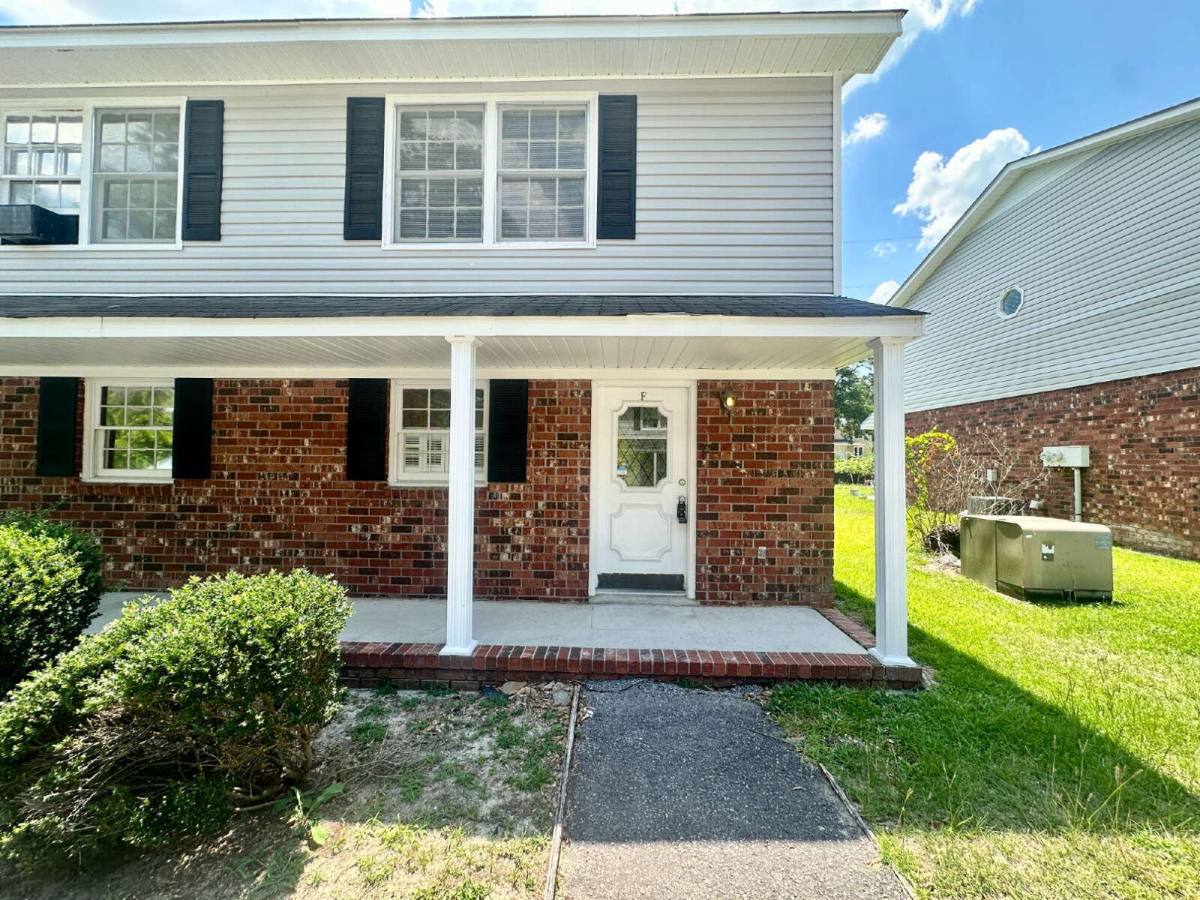 Townhouse for rent at 718 Augusta St #F, West Columbia, SC 29169