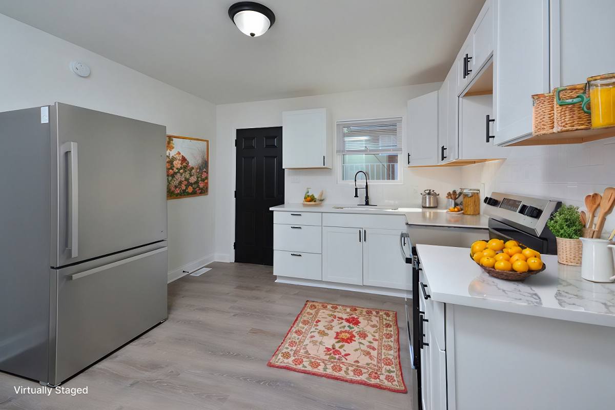 Townhouse for rent at 1522 N Roxboro St, Durham, NC 27701