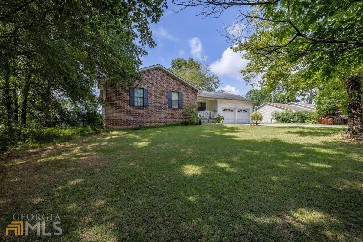 House for rent at 106 Miller Rd, Stockbridge, GA 30281
