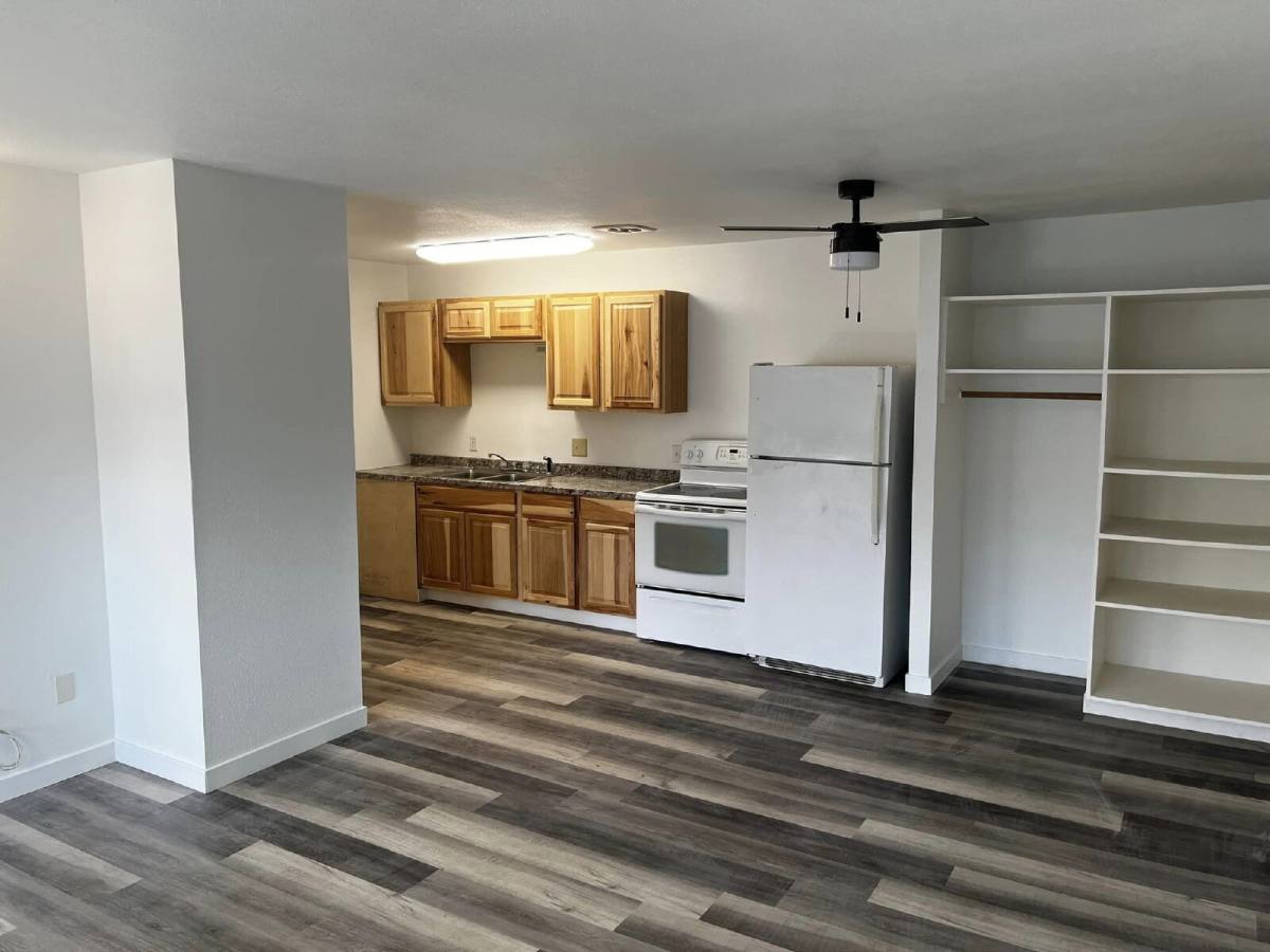 Apartment for rent at 220 N 8th St #3, Cottage Grove, OR 97424