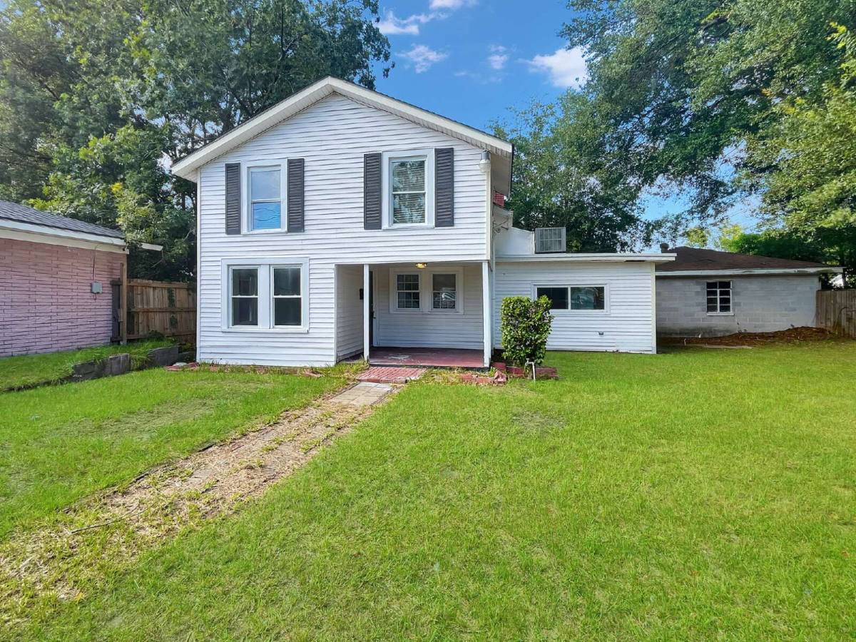 House for rent at 2006 Texas Ave, Savannah, GA 31404