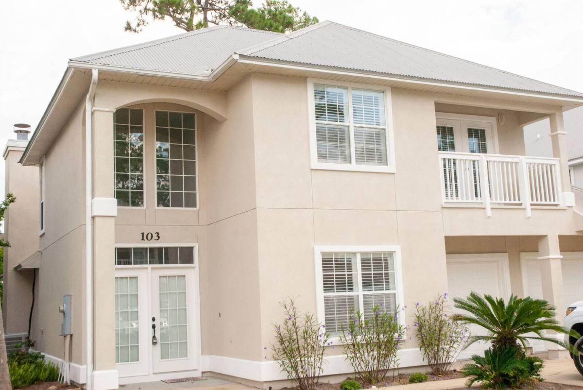 House for rent at 7009 N Lagoon Dr #103, Panama City, FL 32408