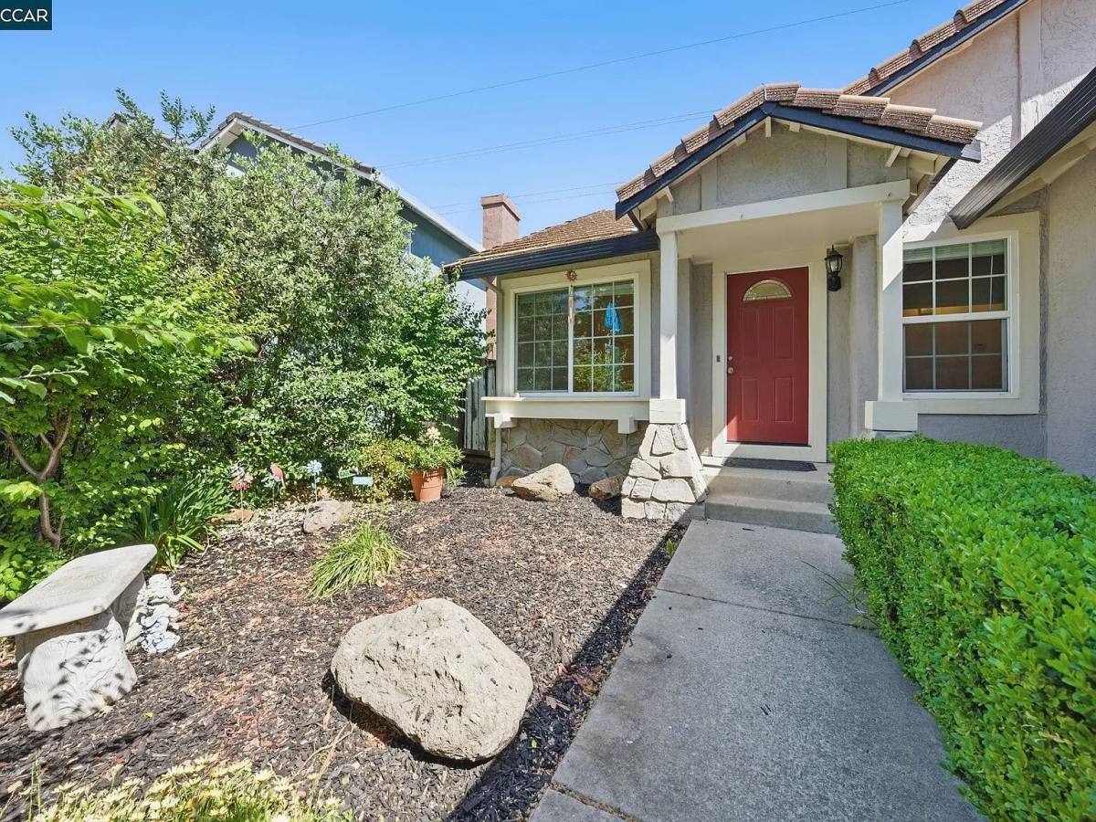 House for rent at 1612 Putnam St, Antioch, CA 94509