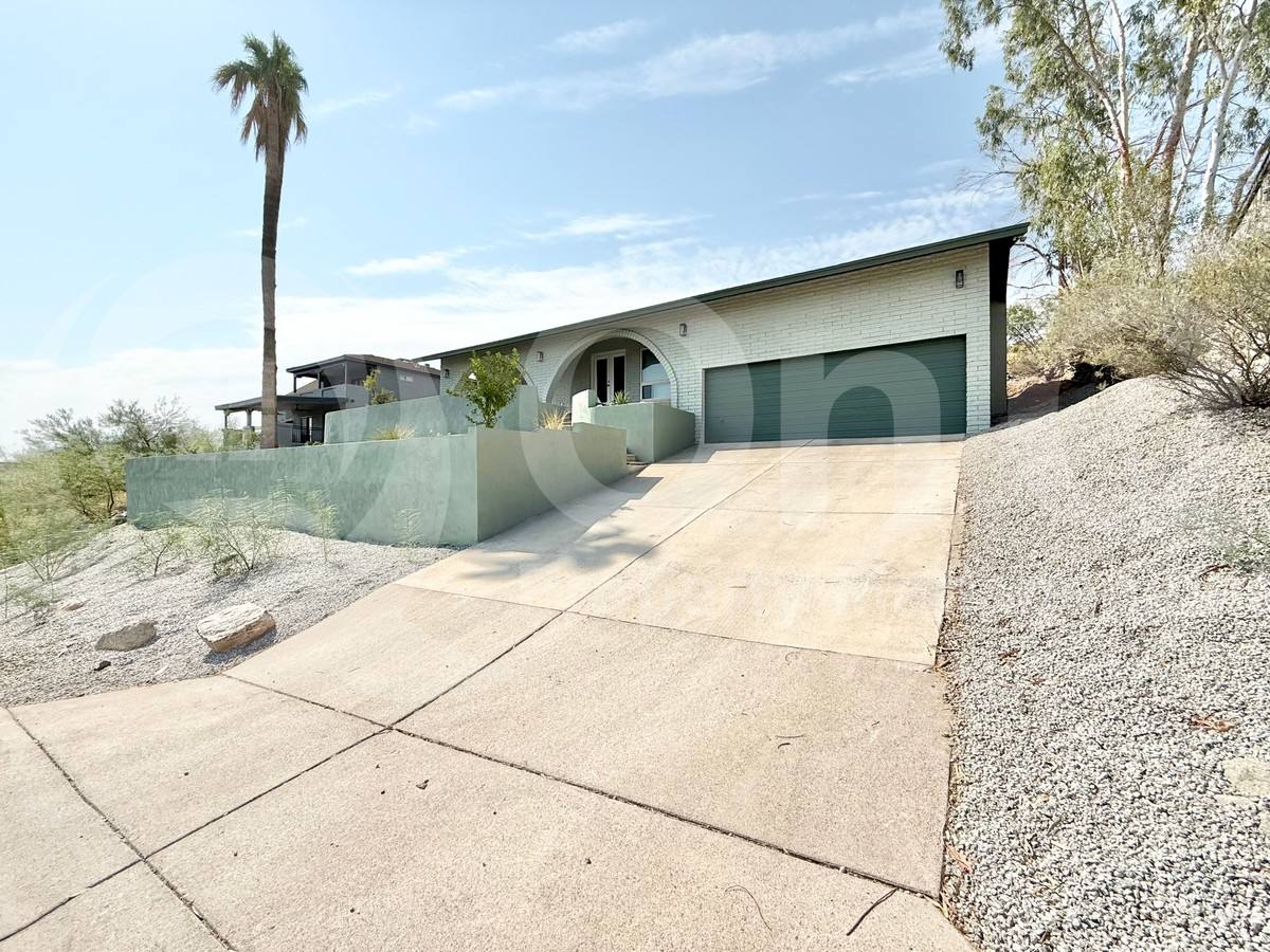 House for rent at 1701 E Camino Del Santo, Phoenix, AZ 85022