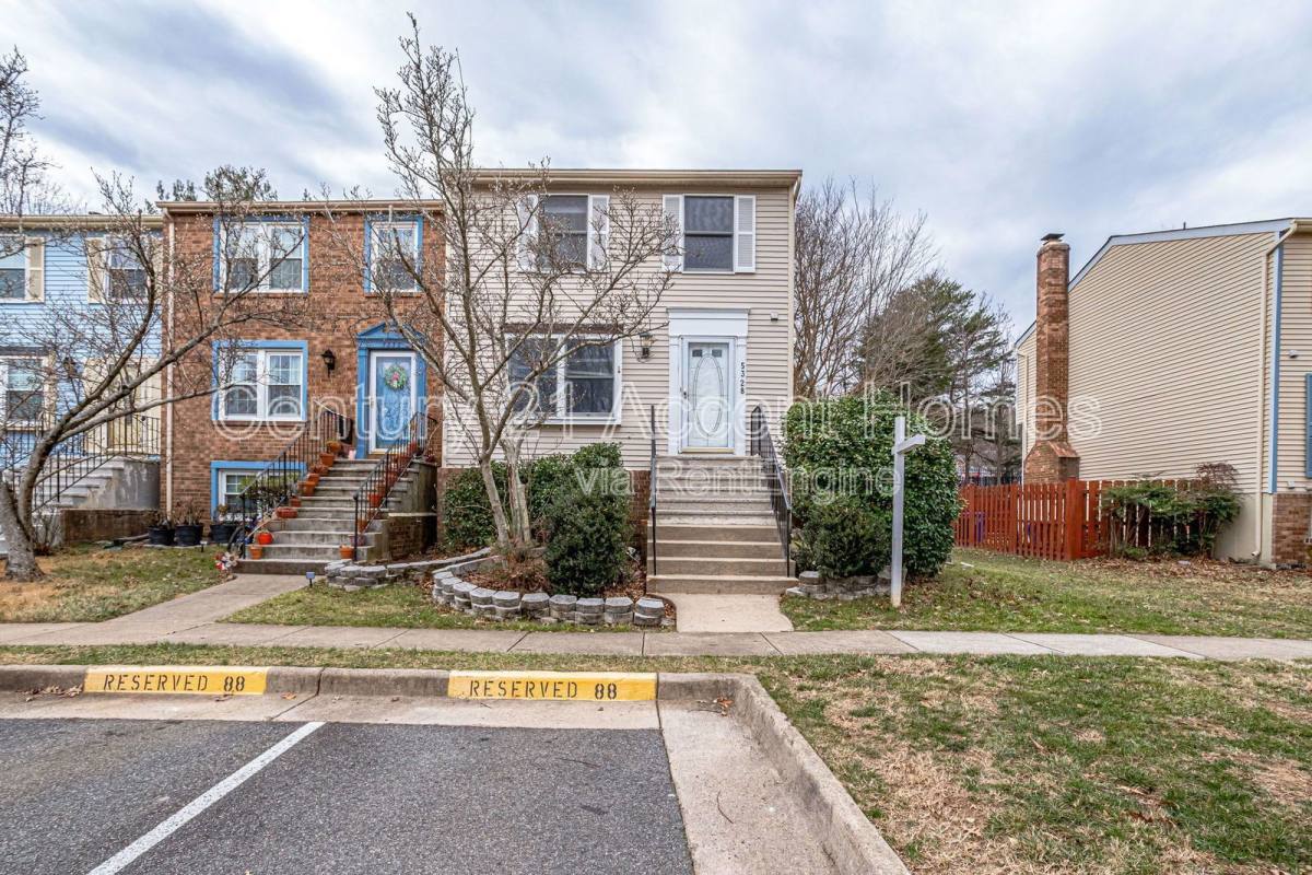 Townhouse for rent at 5328 Larochelle Court, Alexandria, VA 22315
