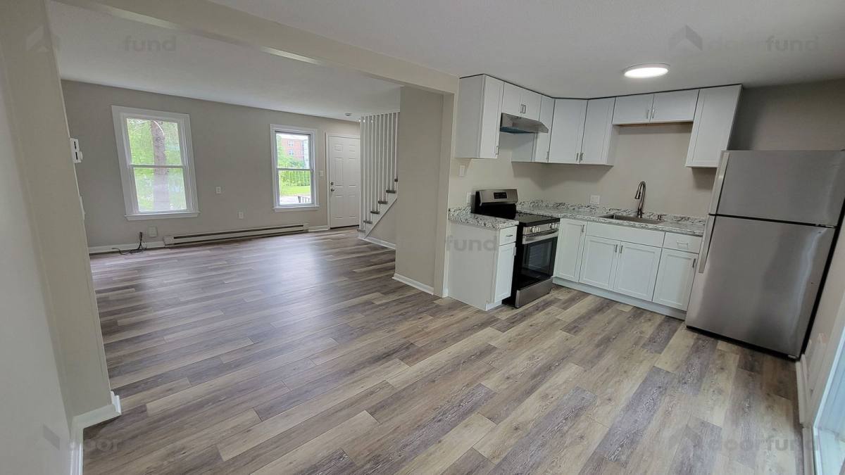 Townhouse for rent at 140 Columbus St, Fitchburg, MA 01420