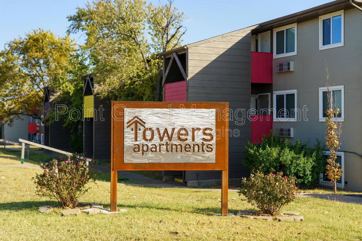 Apartment for rent at 1212 S Longfellow St #203, Wichita, KS 67207