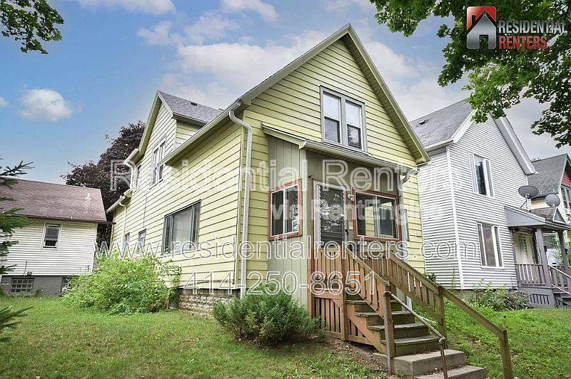 Apartment for rent at 234 N 37th St #A, Milwaukee, WI 53208