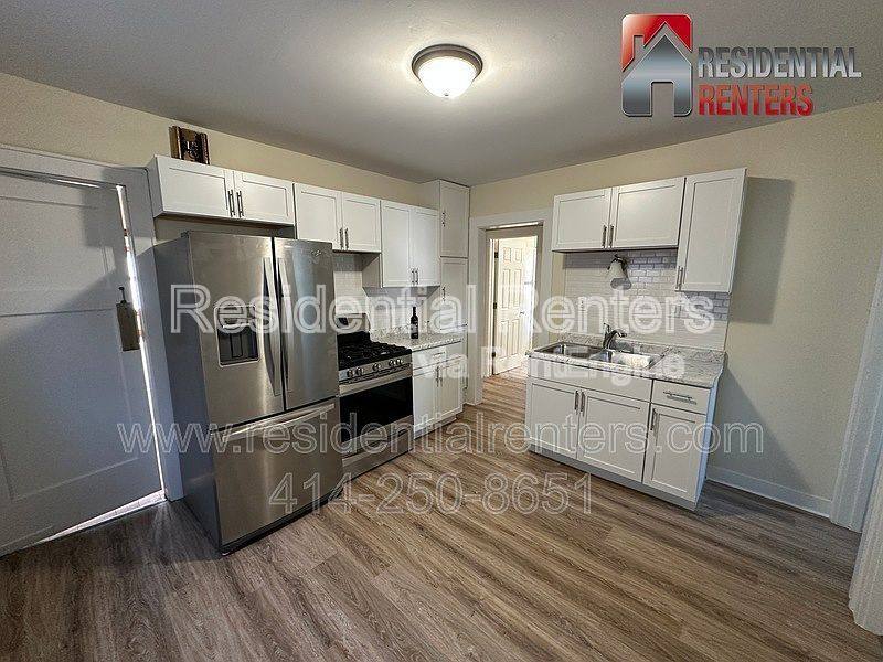 Apartment for rent at 4048 N 7th St, Milwaukee, WI 53209